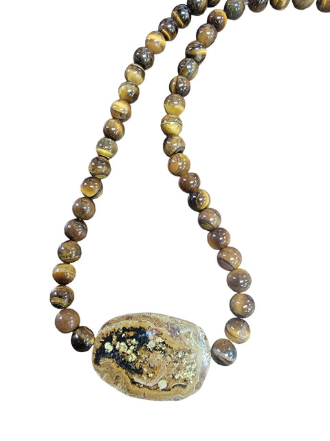 18 Inch Agate Pendant Necklace With Tiger Eye Gemstone Beads – Adjustable 21 Inch Chain | Made in USA Michelle Marie Boutique  Gemstone necklace