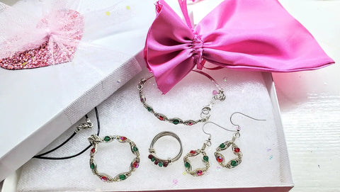 2025 Limited Edition Wire Woven Sterling Silver Red and Green Crystal Wreath Christmas Bundle Alexa Martha Designs  Jewelry Set 325.00 20 inches / Size 6