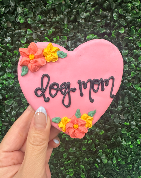 Heart-Shaped Peanut Butter Dog Mom Cookie – Organic Treat | Made in USA Dogtown Bakery 