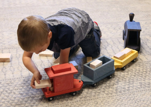 40 Inch Handcrafted Wooden Toy Train Set – Kid-Safe Finish – AmishMade Lapps Toys | Made in USA Amish Toy Box  Wooden Toys