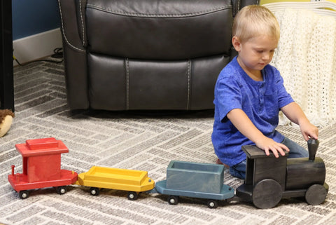40 Inch Handcrafted Wooden Toy Train Set – Kid-Safe Finish – AmishMade Lapps Toys | Made in USA Amish Toy Box  Wooden Toys