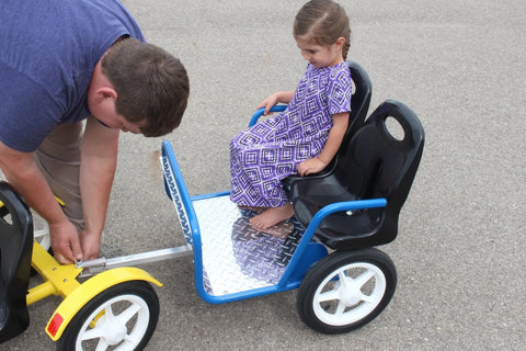 Amish-Made Chipmunk Kids Pull-Behind Trailer 32 Inch – Garden Tractor Ride On | Made in USA Amish Toy Box  Pull-Behind Trailer Toy