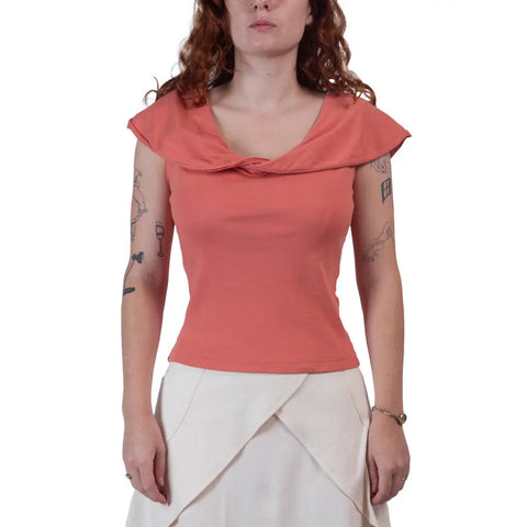 Ashland Fitted Organic Cotton Top – Sustainable Spring Style | Made in USA Spiritex | Sustainable Apparel  Women's Tops