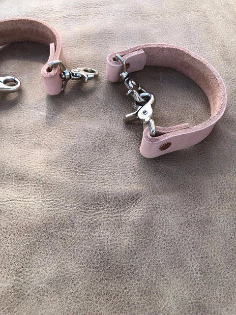 Thick Vegetable Tanned Leather Snap – Durable Leather Keychain | Made in USA Sully + Proper Supply 