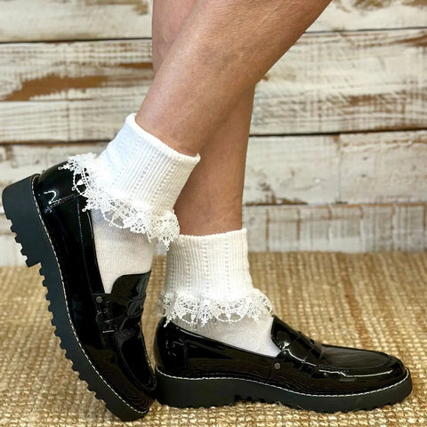 BOW Lace Cuff Ankle Socks  - White Catherine Cole  socks