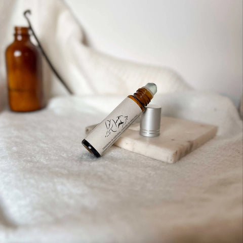 Bare Cashmere Essence Roll-On Oil 10 ml – Organic Avocado, Sandalwood Vanilla Blend | Made in USA Skincare Born to be Free  Essence Roll-On Oil