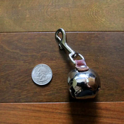 Bear Bell With Snap Auburn Leathercrafters  item