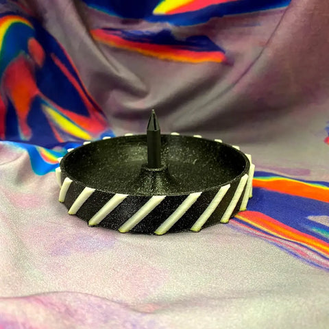 Black Glow in Dark Ashtray with Detachable Poker – Made in USA Chatelet Manufacturing 