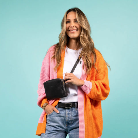 Black Leather Fanny Pack 7.5 Inch – Vegetable Tanned | Handmade in USA CASUPO  Dopp Toiletry Bag
