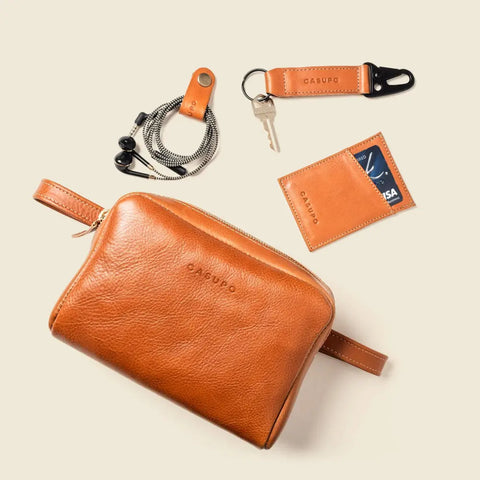 Casupo Full Grain Leather Keychain 6 Inch – Sustainable Made in USA CASUPO  Small Bifold