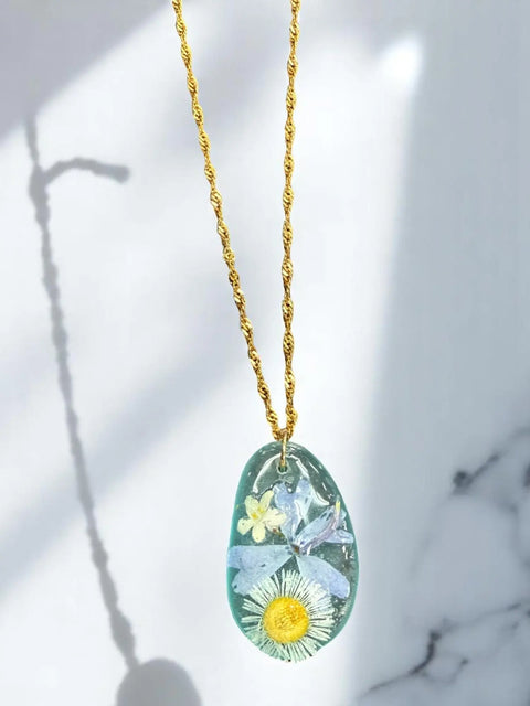 Green Sea Glass Pendant Necklace with Real Pressed Flowers – Natural Floral Jewelry | Made in USA Michelle Marie Boutique  Pendant Necklace