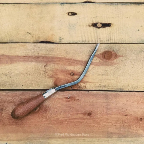 Hand-Forged Garden Leverage Weeder Tool – Root Extractor for Stubborn Weeds | Made in USA Piginor by Red Pig Garden Tools 