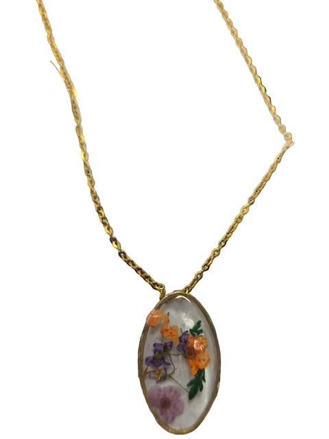 Handcrafted Oval Pressed Flower Pendant Necklace – Real Botanical Resin Jewelry | Made in USA – Michelle Marie Boutique Michelle Marie Boutique  Pendant Necklace