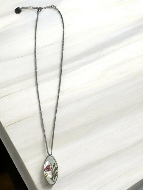 Handcrafted Oval Pressed Flower Pendant Necklace – Real Botanical Resin Jewelry | Made in USA – Michelle Marie Boutique Michelle Marie Boutique  Pendant Necklace