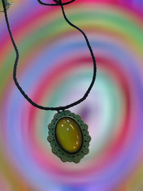 Handmade 20mm Color Changing Mood Bead Necklace – Retro Boho Jewelry Gift | Made in USA Michelle Marie Boutique  Necklace