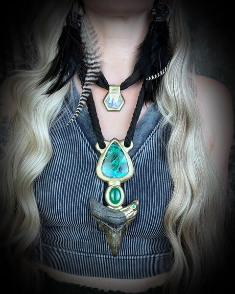 Handmade Opalescent Quartz Scorpio Zodiac Crystal Necklace – Adjustable Spiritual Talisman | Made in USA Become Spellbound  Quartz