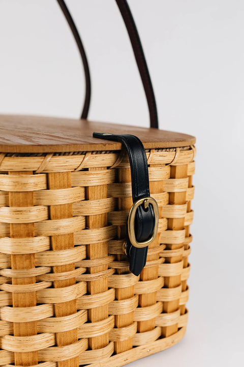 Handwoven Amish Picnic Basket 17 Inch – Seagrass And Leather Handles | Made In USA Millstream Home  Baskets