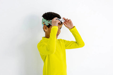 Hang Loose Swim Goggles With Tangle-Free Strap – Clear Lenses – One Size Fits Kids to Adults | Assembled in USA Splash Place  Swim Goggles