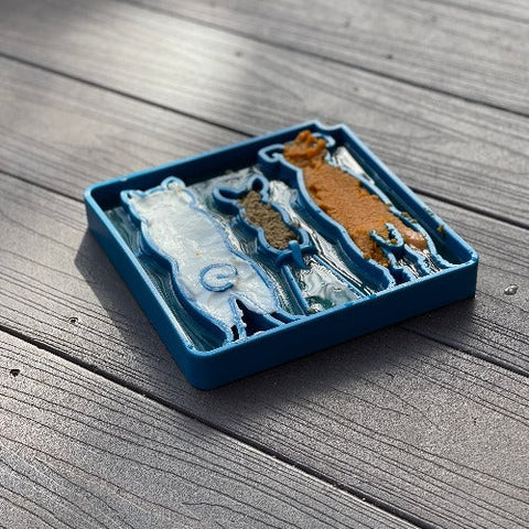 Waiting Dogs Design Enrichment Slow Feeder Tray for Dogs – 8 Inch | Made in USA SodaPup  ETRAY