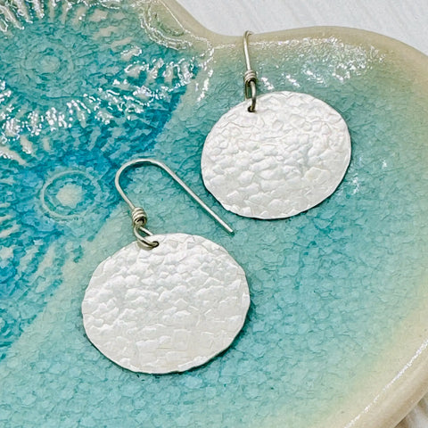 Janecka Hand Forged Sterling Silver 1 Inch Disk Earrings – Artisan Jewelry | Made in USA Janecka 