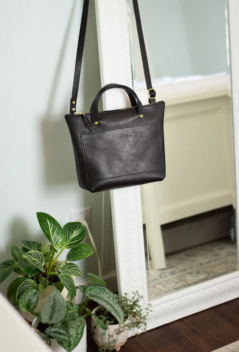 Mid-Size Leather Crossbody Bag – Quinn Handcrafted – Made in USA Urban Southern  Bags