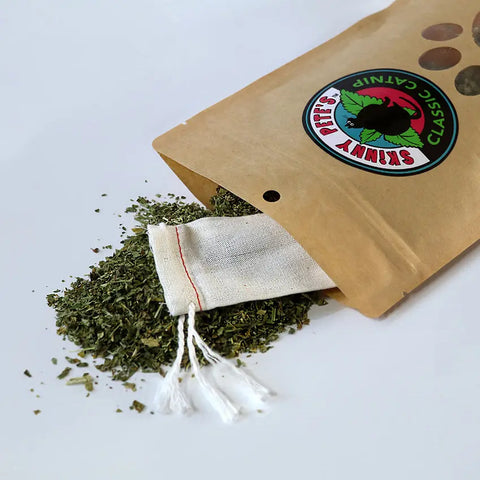 Organic Catnip Packet 25 Gram – Skinny Pete's Gourmet Catnip | Made in USA Skinny Pete's Gourmet Catnip  Pet Gift