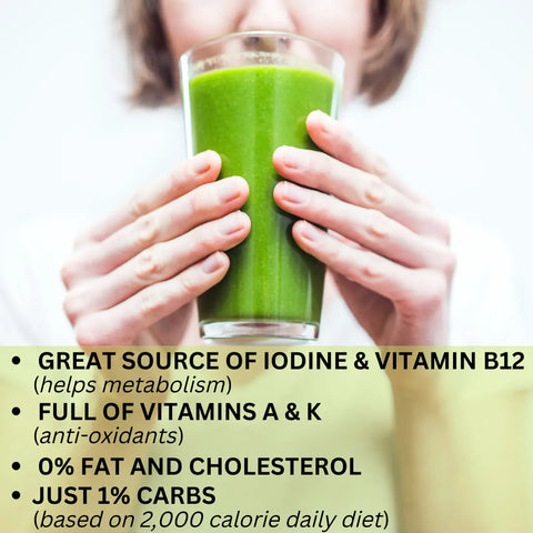 Someone holds a glass of green smoothie made with Ocean’s Balance Detox Smoothie Powder, a great source of iodine, vitamin B12, vitamins A & K, 0% fat and cholesterol, and just 1% carbs per 2,000 calorie daily diet.