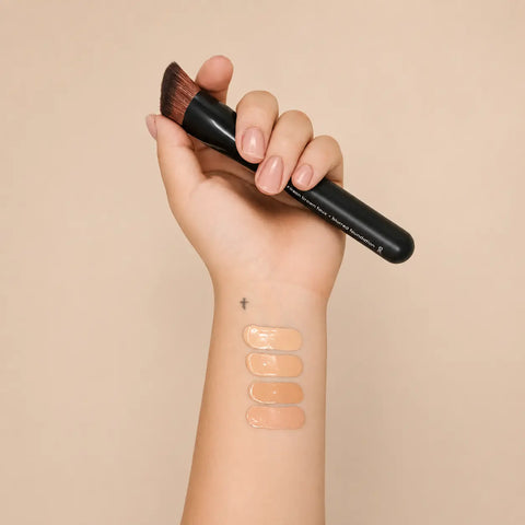 Organic Liquid Mineral Foundation 1 oz – Lightweight Buildable Coverage with Aloe Vera & Vitamin E | Made in USA Taylor Made Organics  foundation