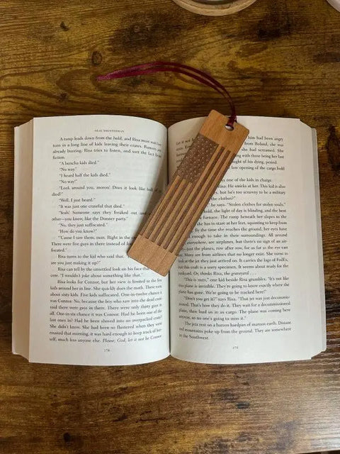 Patriotic Hardwood Bookmark Set – Engraved Wood Book Accessories | Made in USA American Grains LLC 