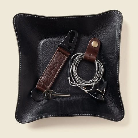 Sustainable Leather Keychain 6.25 Inch – Personalized Minimalist Brown Accessory | Casupo Handcrafted in USA CASUPO  Small Leather Goods