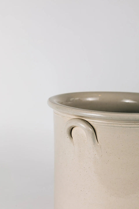 The Classic Crocks Millstream Home  Pottery