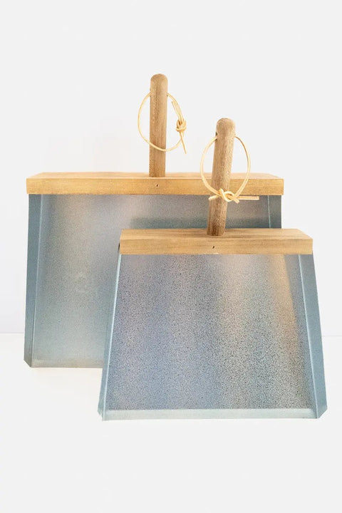 The Metal Dustpan Millstream Home  Homegoods 60.00 Petite