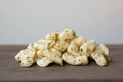 White Garlic & Dill Cheese Curds – Handcrafted Artisan Dairy Snack | Made in USA – Keystone Farms Wisconsin Keystone Cheese  Cheese