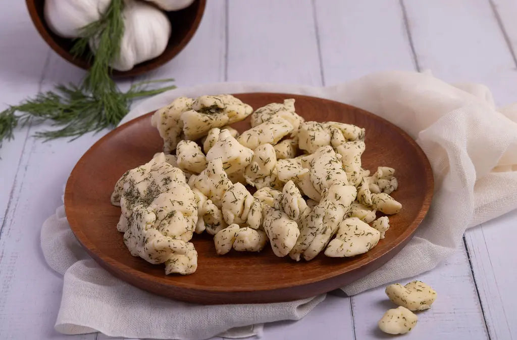 White Garlic Dill Cheese Curds 8 Oz – Made in USA | Keystone Cheese– Apollo